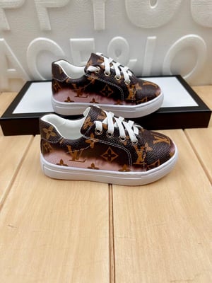 Image of Choco Sneakers