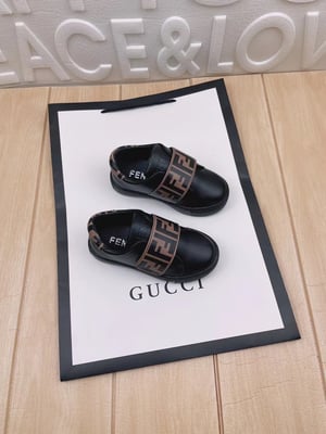 Image of Adeyo Sneakers