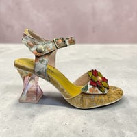 Image 1 of LAURA VITA SL4366D YELLOW