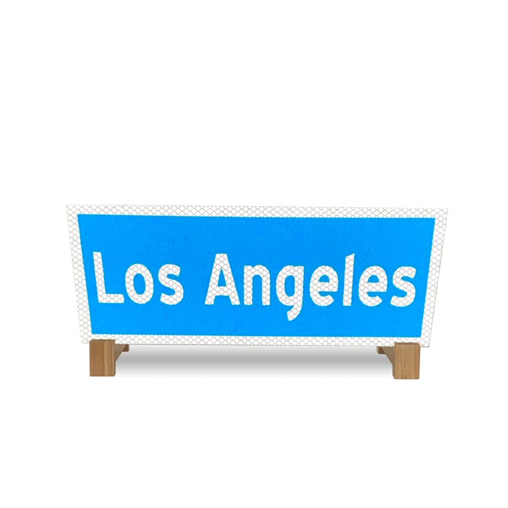 Image of Los Angeles Street pLAnter