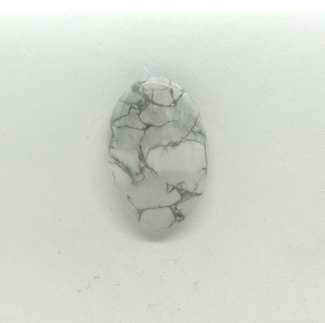Image of Howlite Magnetic Pin #20-385