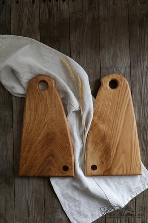 Image of Oak wood serving board, cheese or charcuterie board - the bird