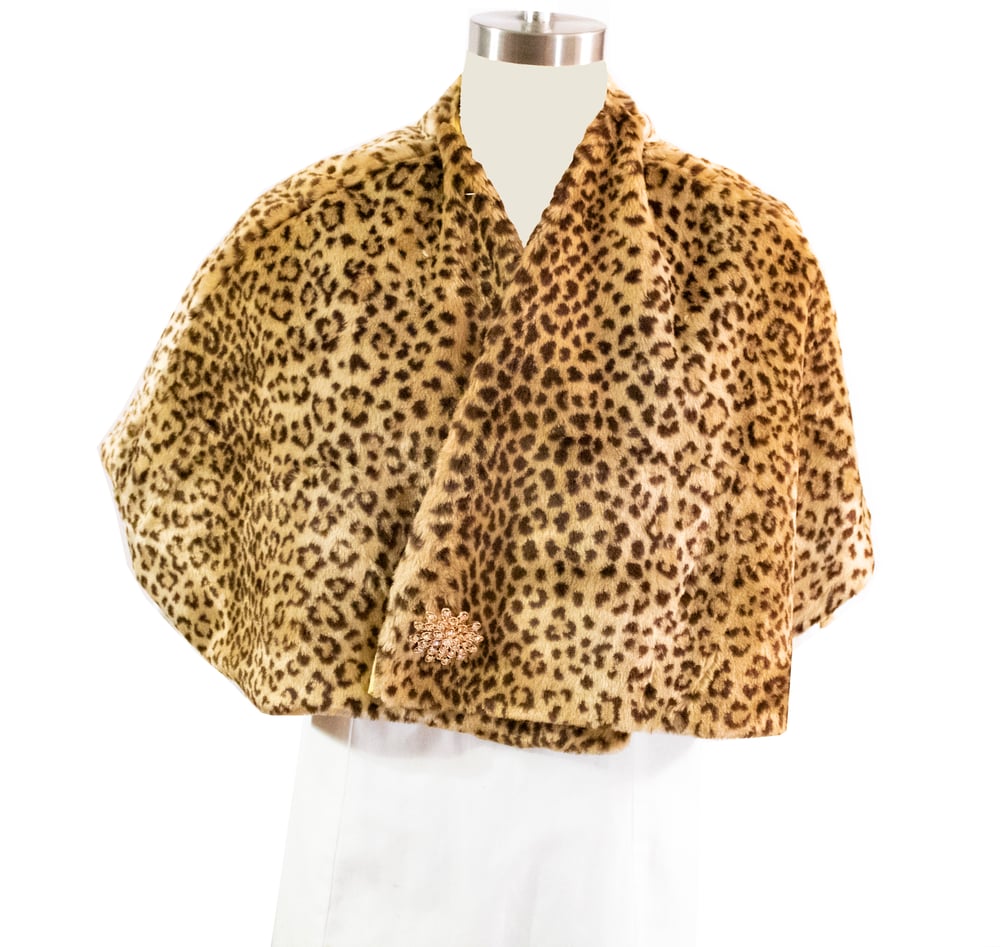 Image of Leopard faux fur bolero