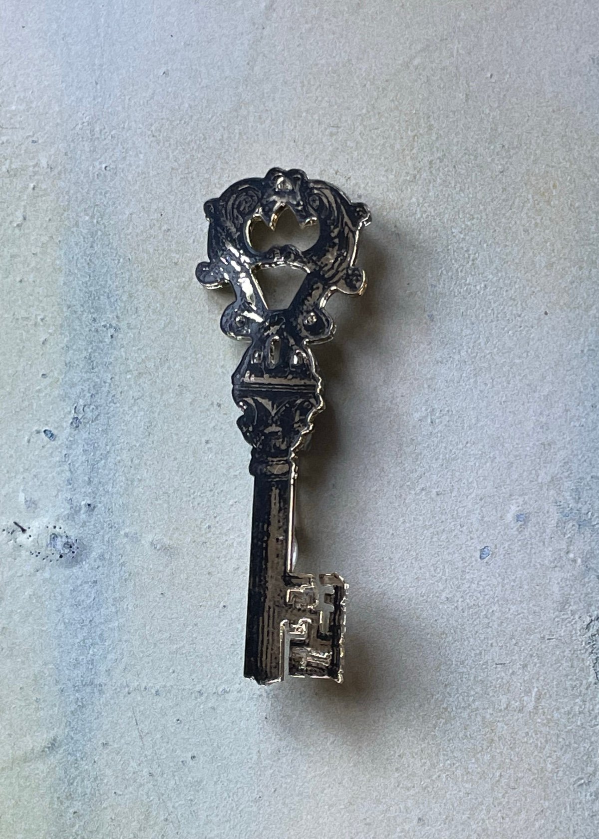 Image of Victorian Key Brooch 
