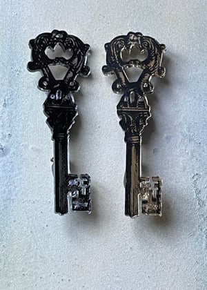 Image of Victorian Key Brooch 