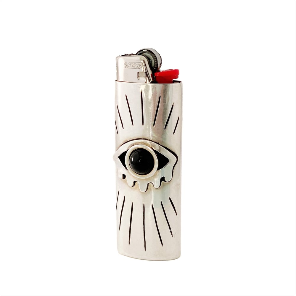 Image of Large Eye with Lashes Lighter Case with Black Onyx in Silver