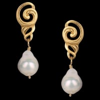 Image 1 of NUAGES BAROQUE Earring Petite - Drop Pearl