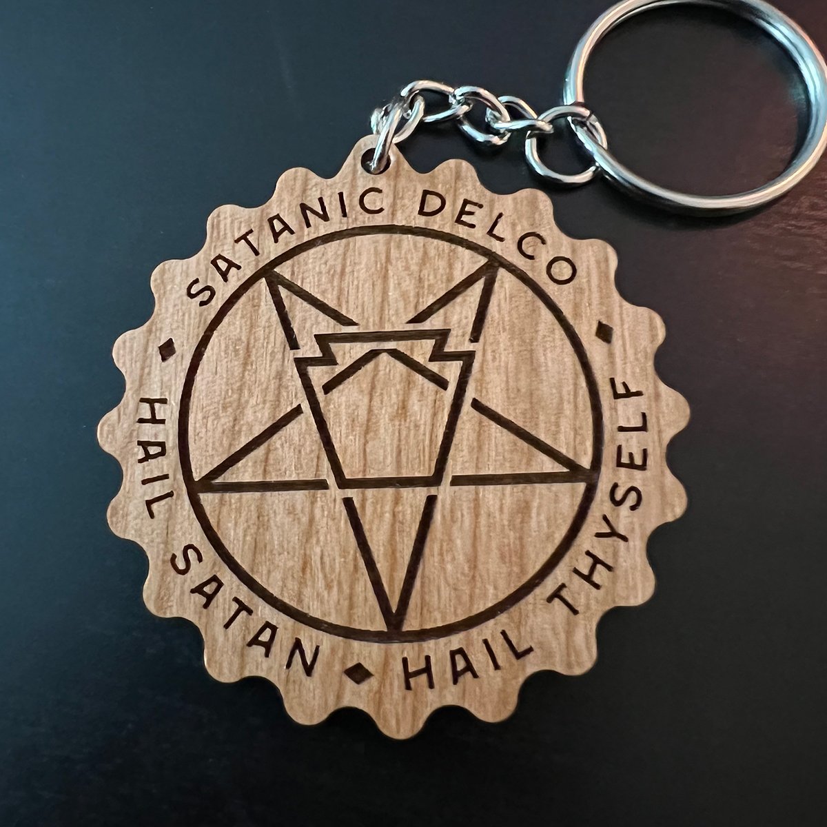 Wooden Keystone Pentagram Keychain