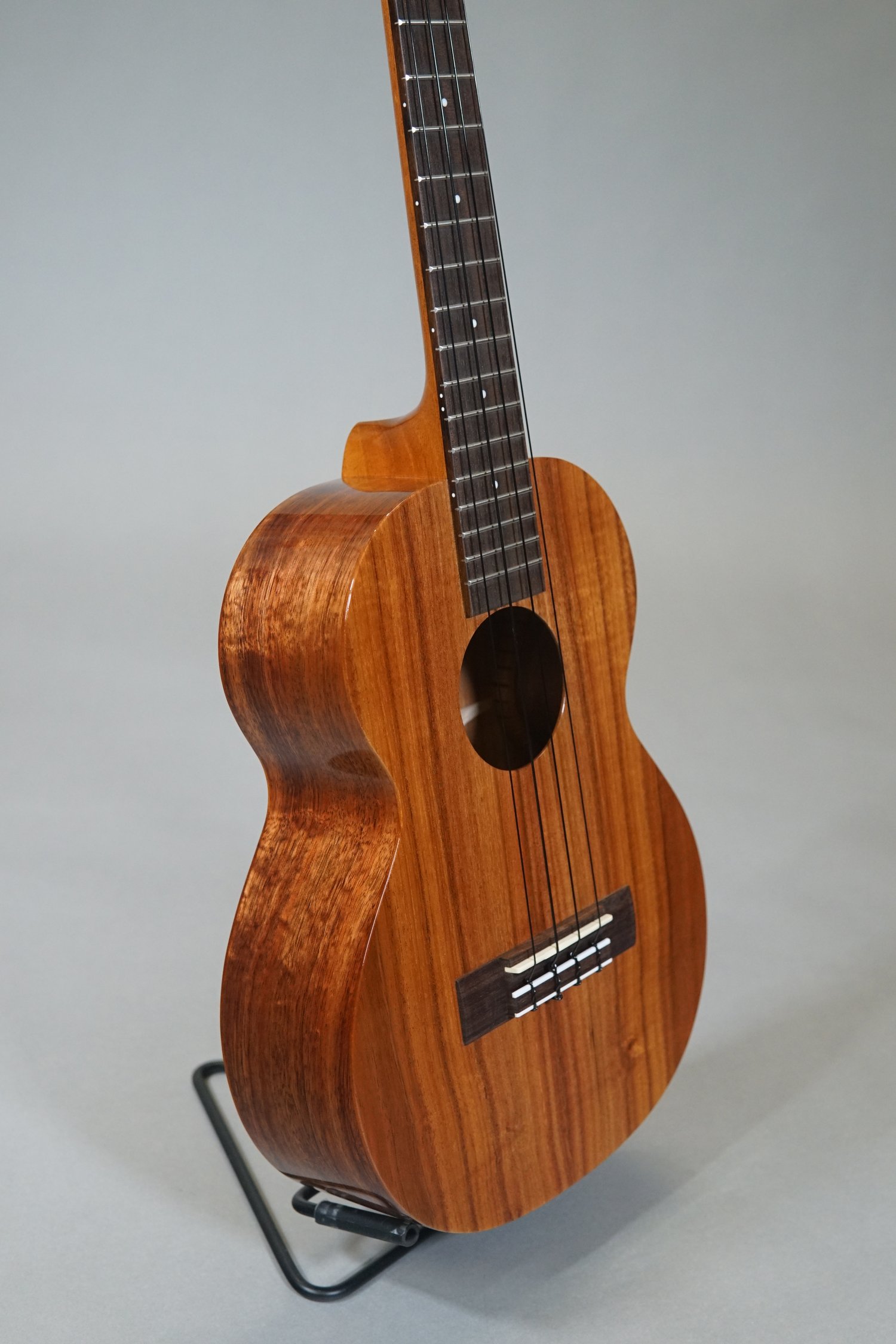 Ukulele Lab — Kamaka HF3 Gloss Tenor 211747
