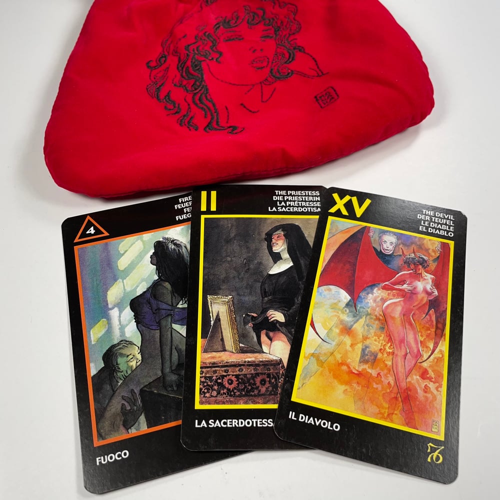 Tarot: Erotic Tarot by Milo Manara 78 Illustrations - Rare Deluxe/Luxury Velvet Bag Edition 
