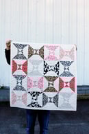 Image 1 of SPOOLS QUILT PATTERN