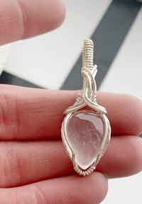 Image 1 of Rose Quartz (1)