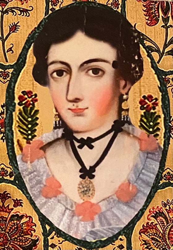 Image of Señora de la Casa