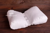 Newborn posing pillow butterfly