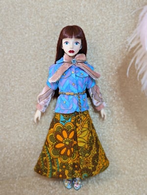 Image of Lounging Linda ~ Les Rétro Paisley Outfit Set for Blythe and Cherry