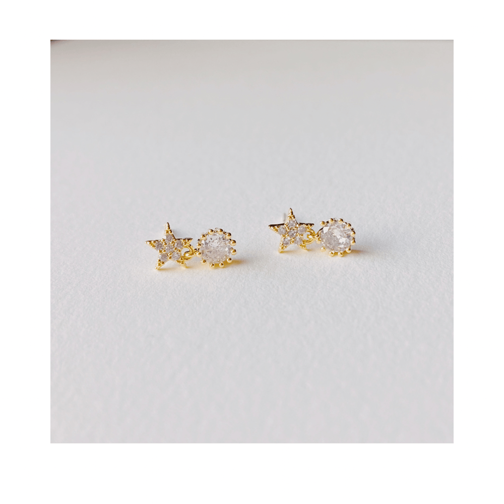 Image of Star Stud Earrings