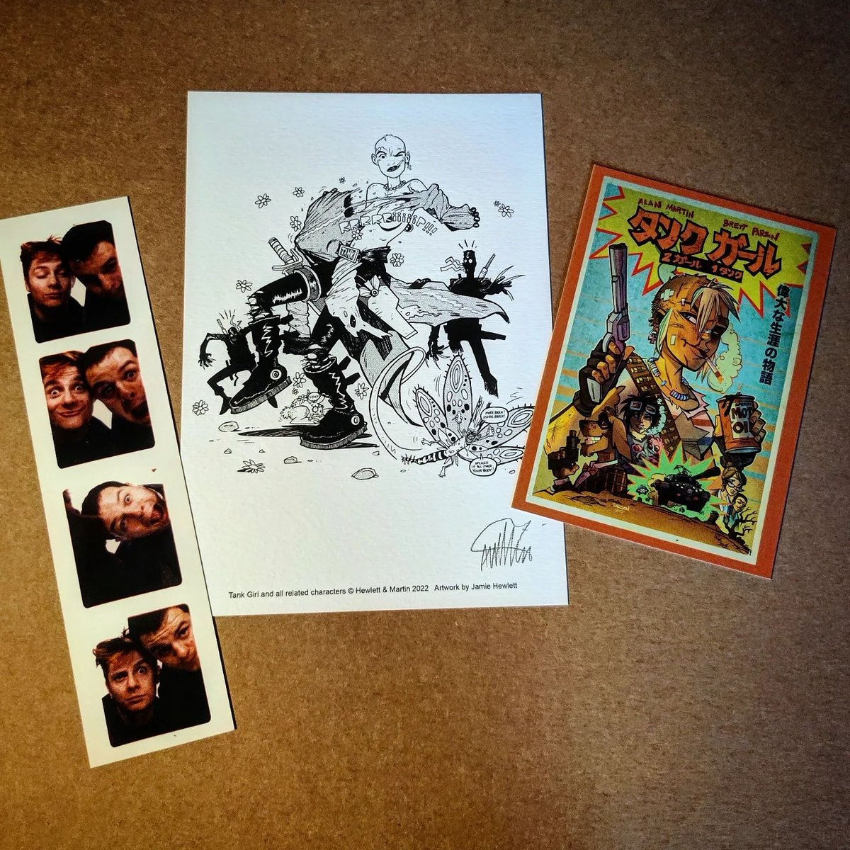 Image of COLLECTOR'S ITEM - TANK GIRL "SAUSAGE WEEKLY" POSTER MAGAZINE SPECIAL - with "HEAD" badge!