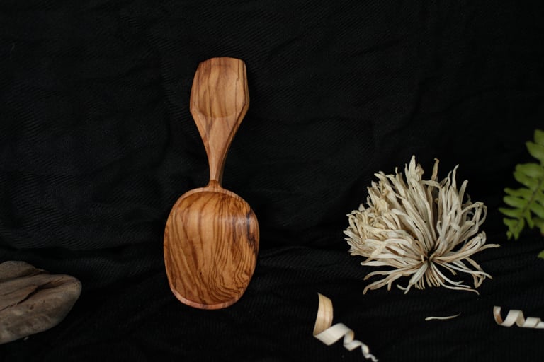 Olive pocket spoon