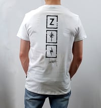 Image 3 of TOTEM - WHITE