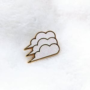 DAYDREAMERS CLUB - Hazy DivisioN - Pin Badge