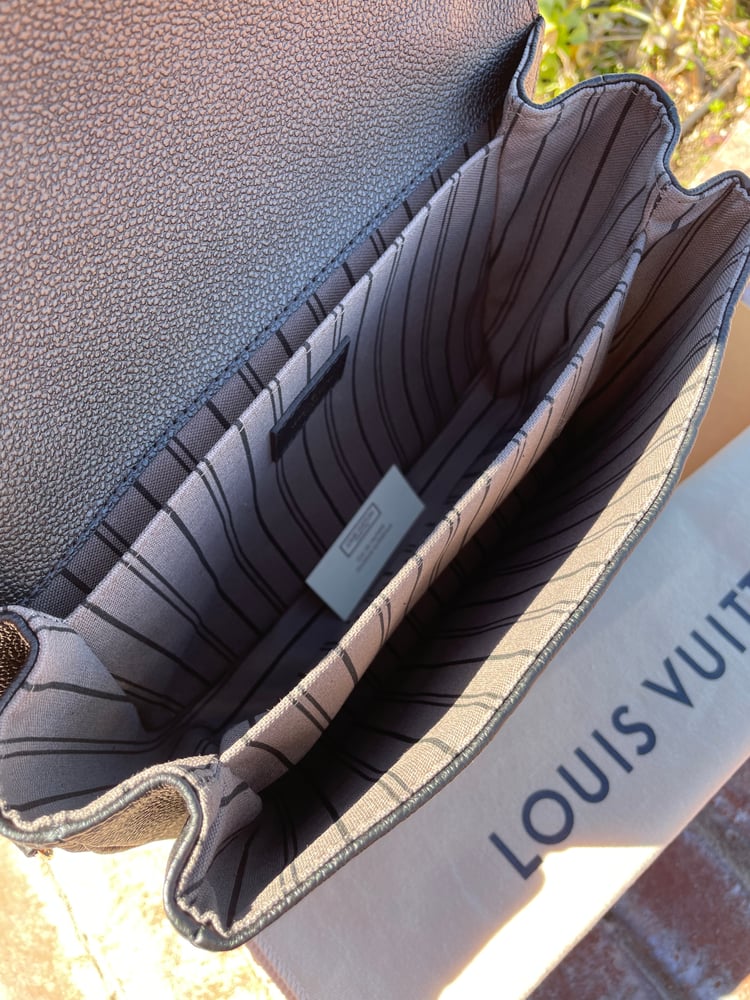 Louis Vuitton Pochette Metis Black – The Luxury Shopper