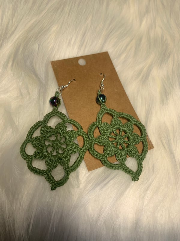 Image of Green diamonds 