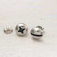 Lg round screws 