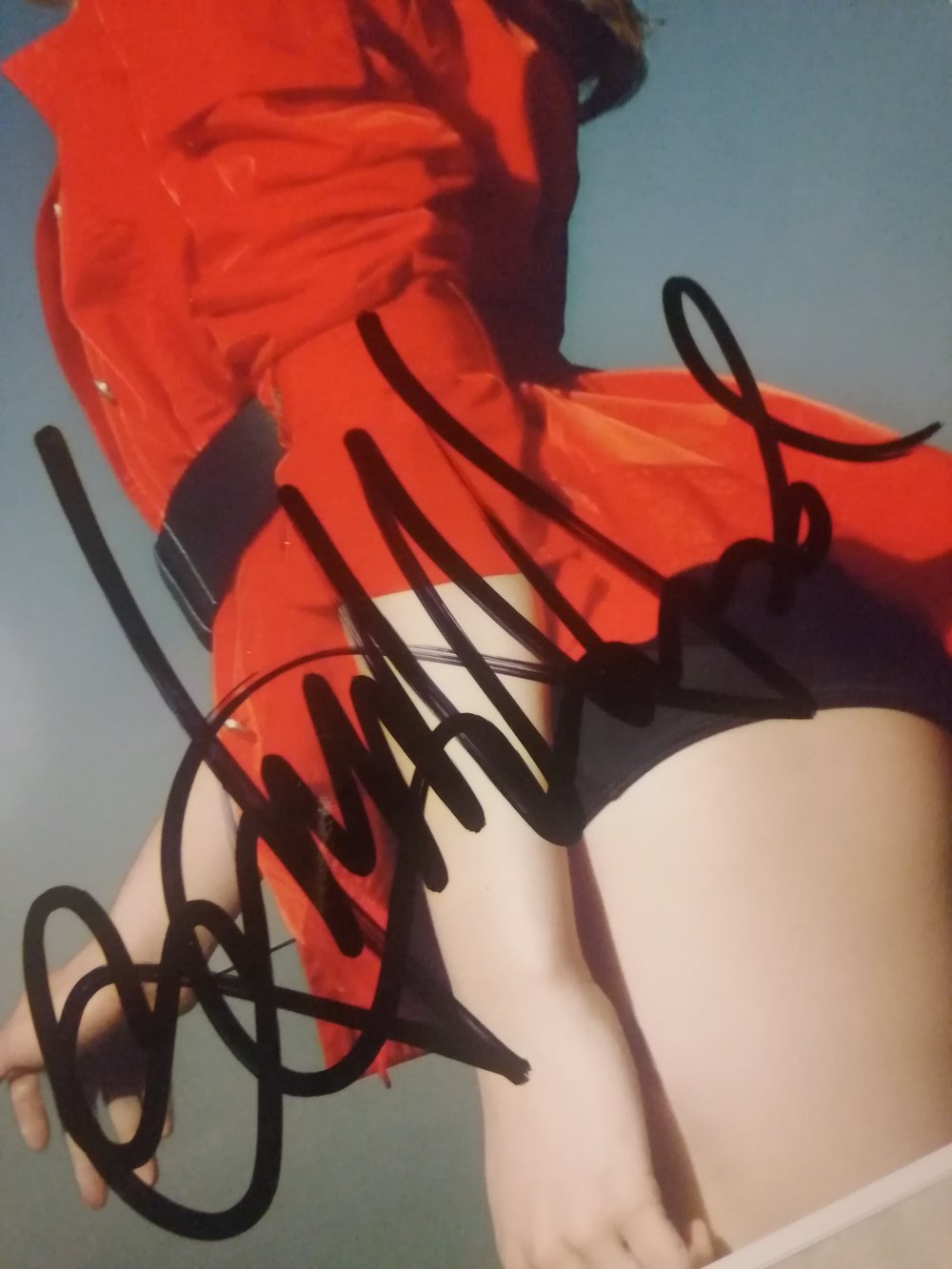Amber Heard Signed A4 Glamour Photo