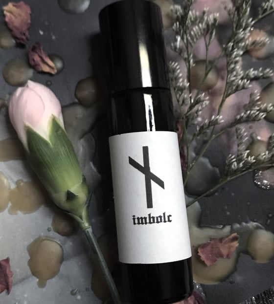 Image of Imbolc Perfume Oil (Beeswax, Rose De Mai, Tulsi, Tonka)