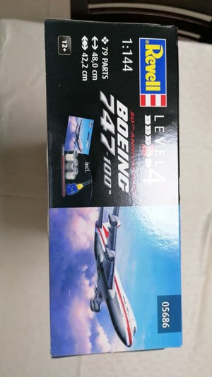 Image of revell 05686 1/144 Boeing 747-100, 50th anniversary