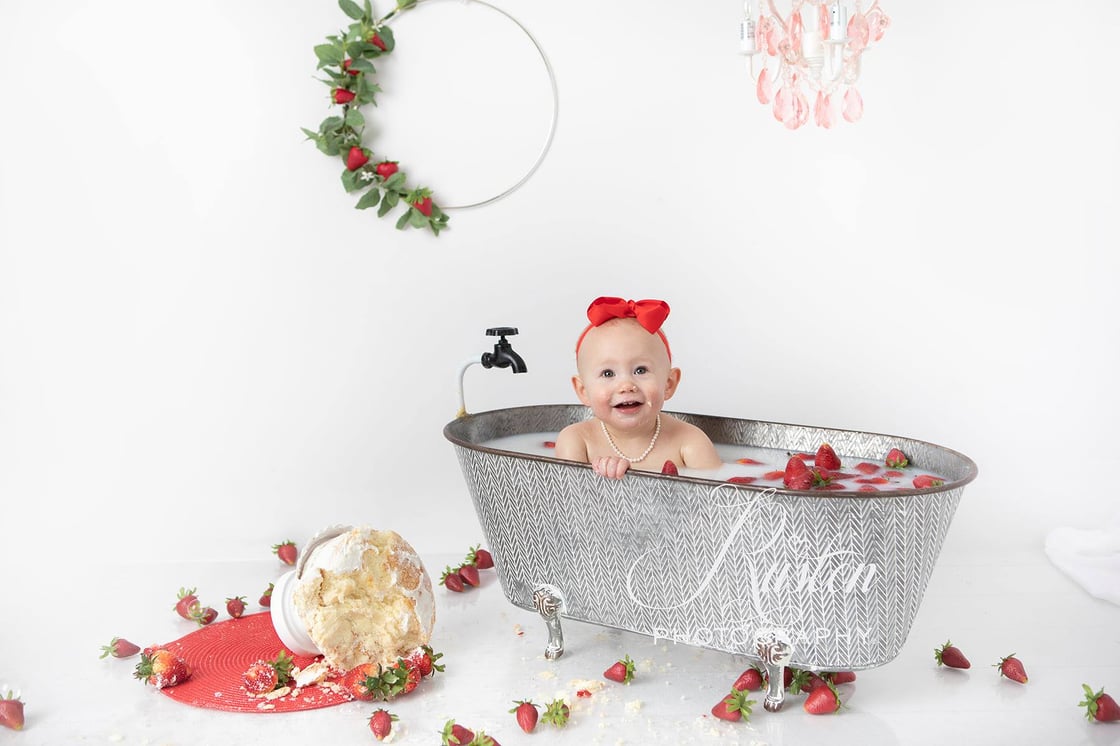 Image of 6 months Smash or Smash and Splash 1st Birthday