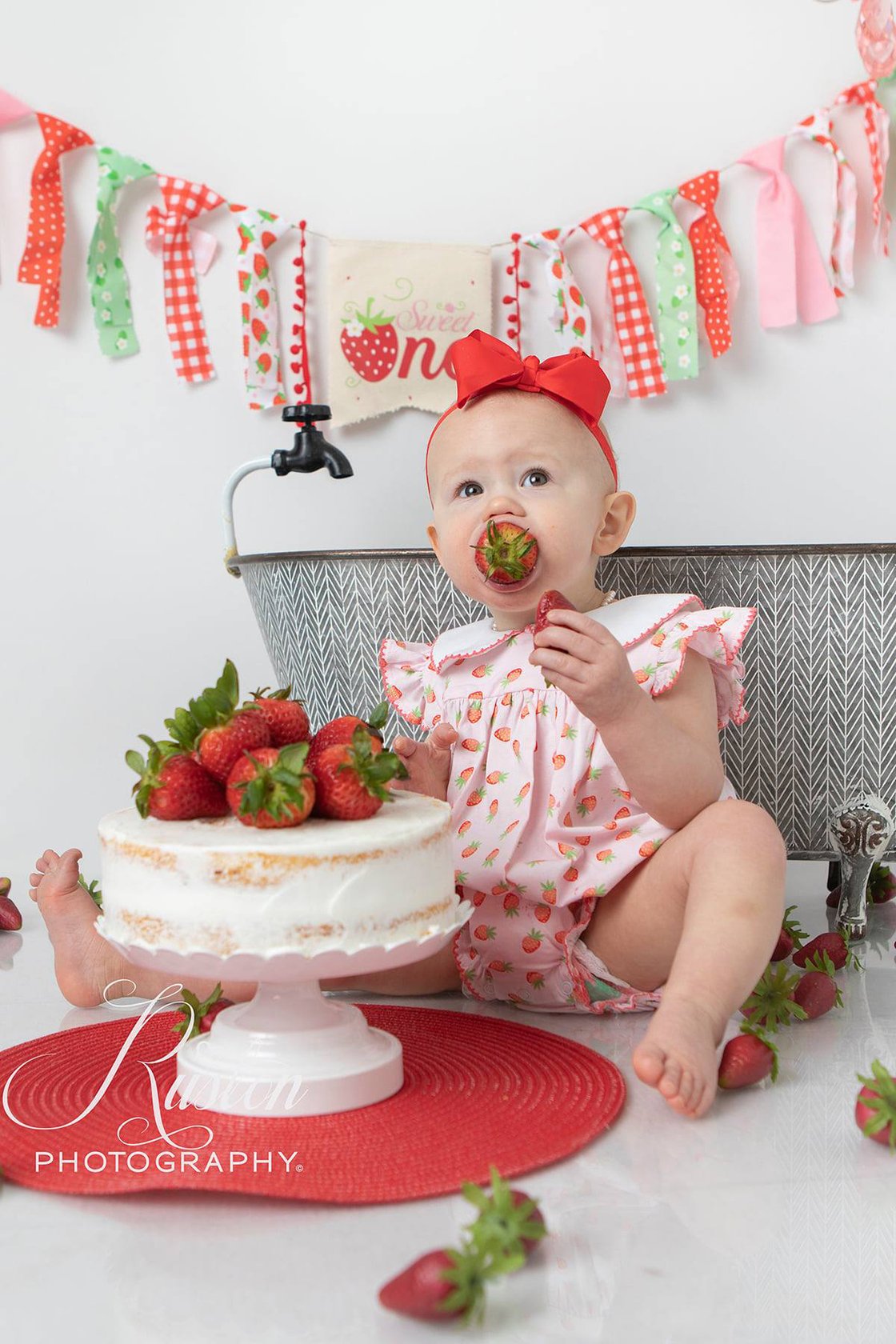 Image of 6 months Smash or Smash and Splash 1st Birthday