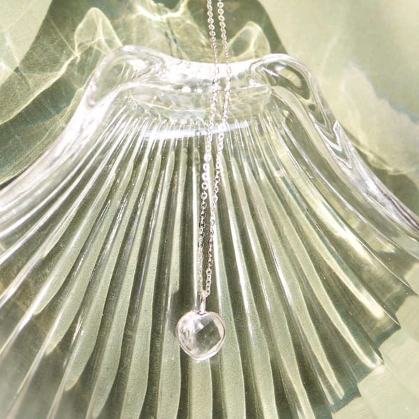 Image of Angel Heart x Clear Quartz heart shape mixed cut silver necklace