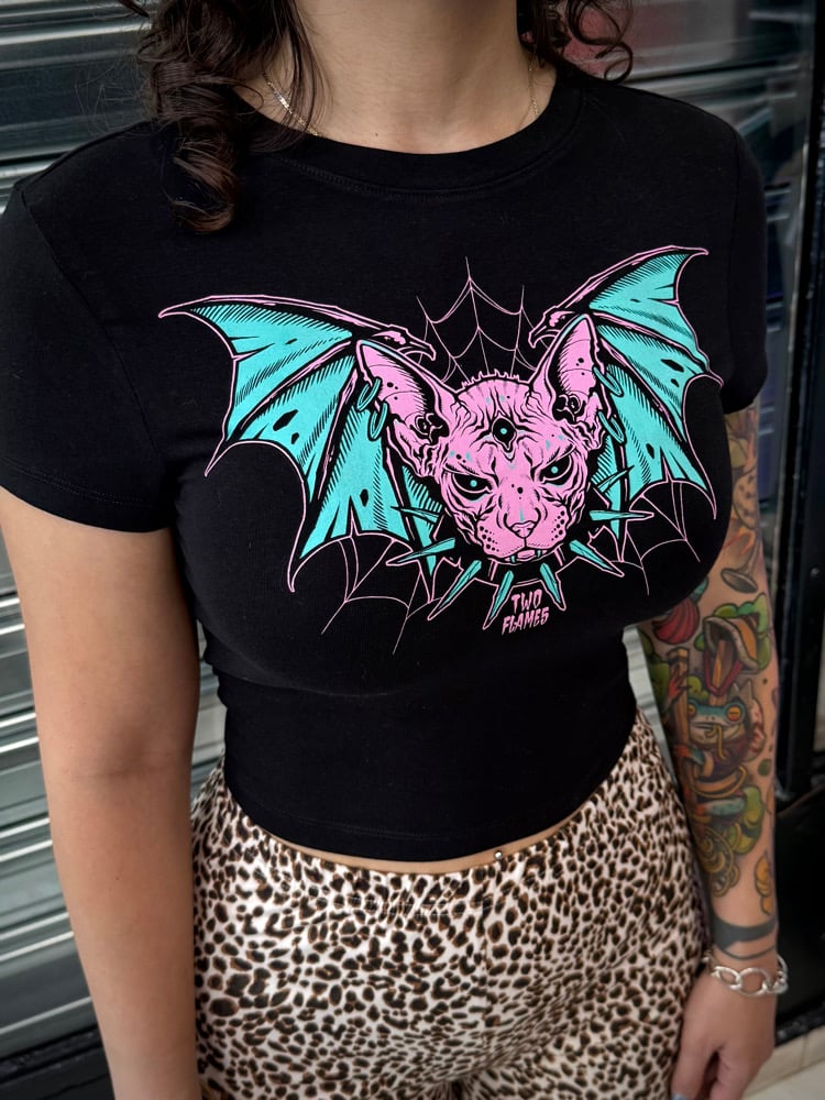 sphynx - woman’s crop top t-shirt 