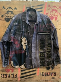 Image 1 of PRETTY VACANT PISTOLS BUTTONDOWN 