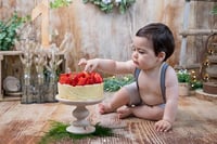 Image 1 of Cake stand