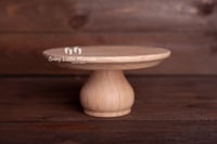 Oak cake stand 