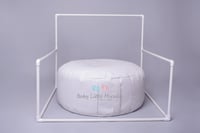 Image 1 of Round beanbag with stand