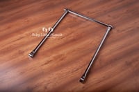 Additional arm for posing table