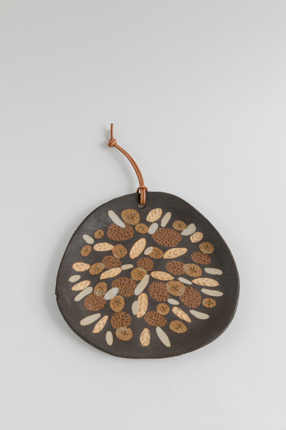 Image of Porcelain Inlay Hanging Platter - Autumn no. 2