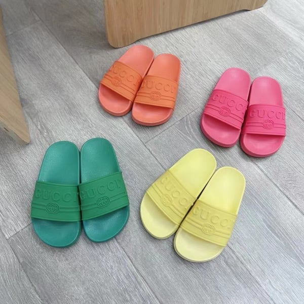 Image of Magnolia Slides