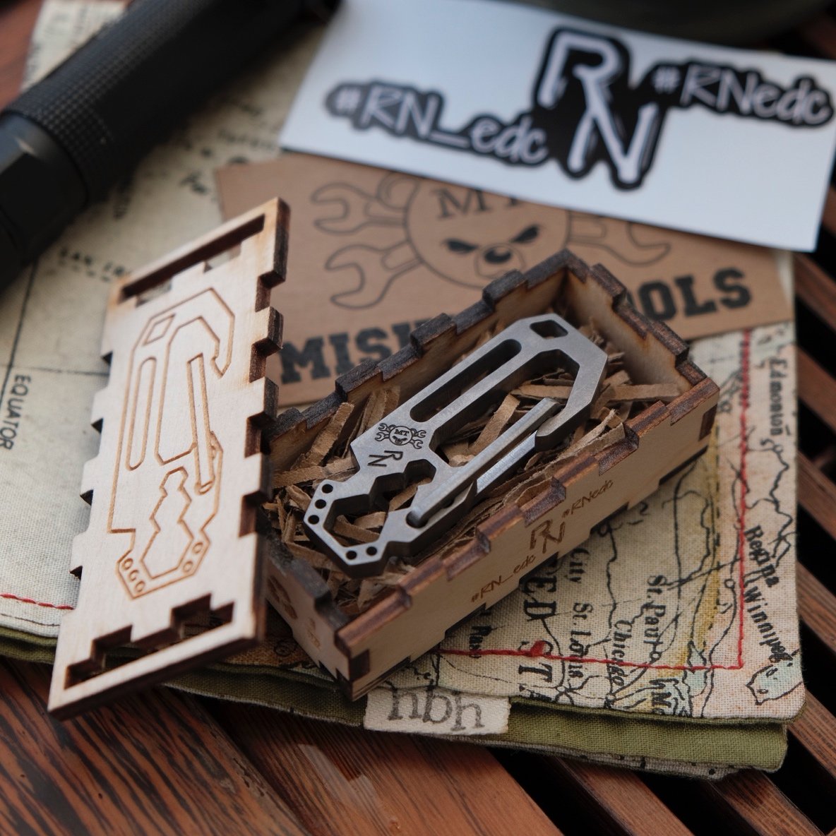 Image of MTxRNEdc Carabiner