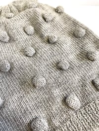 Image 4 of Dots hat light grey