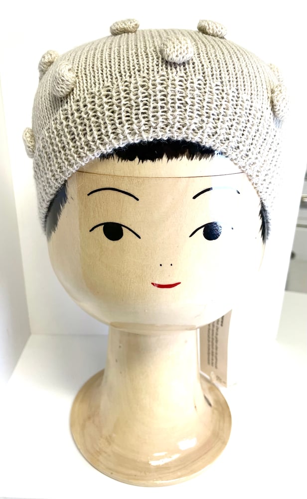 Image of Dots hat off white