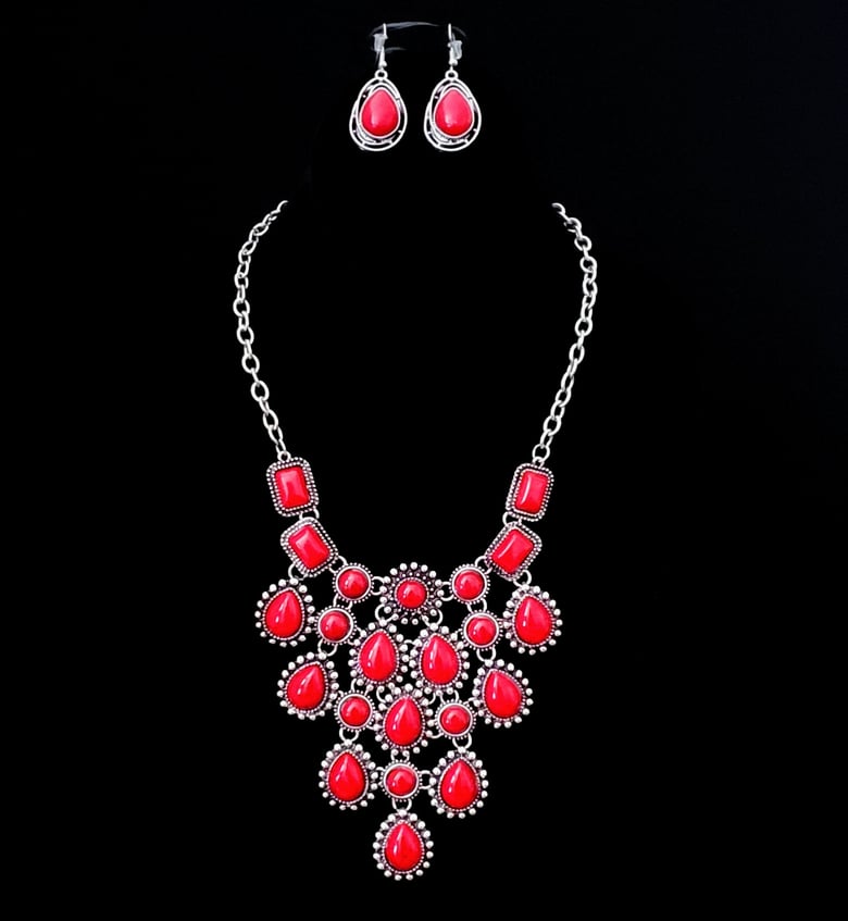 Image of Red Majestic Necklace Set 