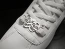 Image 1 of Bijoux pour sneakers / Jewelry for sneakers (Snykl) - 2 Skulls et coeur