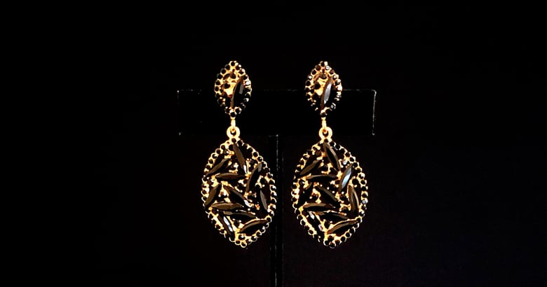 Image of Black & Gold Queen Pierced Earrings 