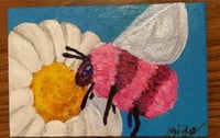 Strawberry Bee 