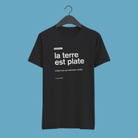 Image 1 of T-shirt - La terre est plate