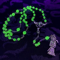 Image 1 of SANTA MUERTE - URANIUM GLASS ROSARY